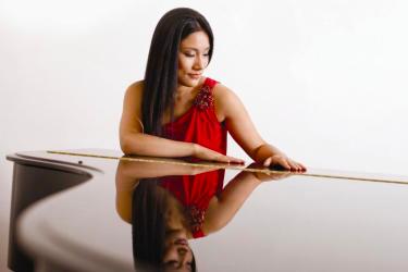 Explore the Piano Music of Enrique Granados with Xiayin Wang
