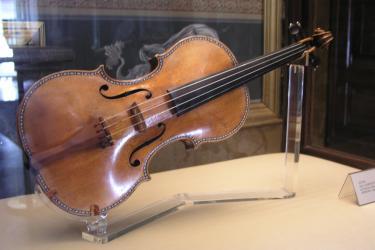 Violin Mythbusters